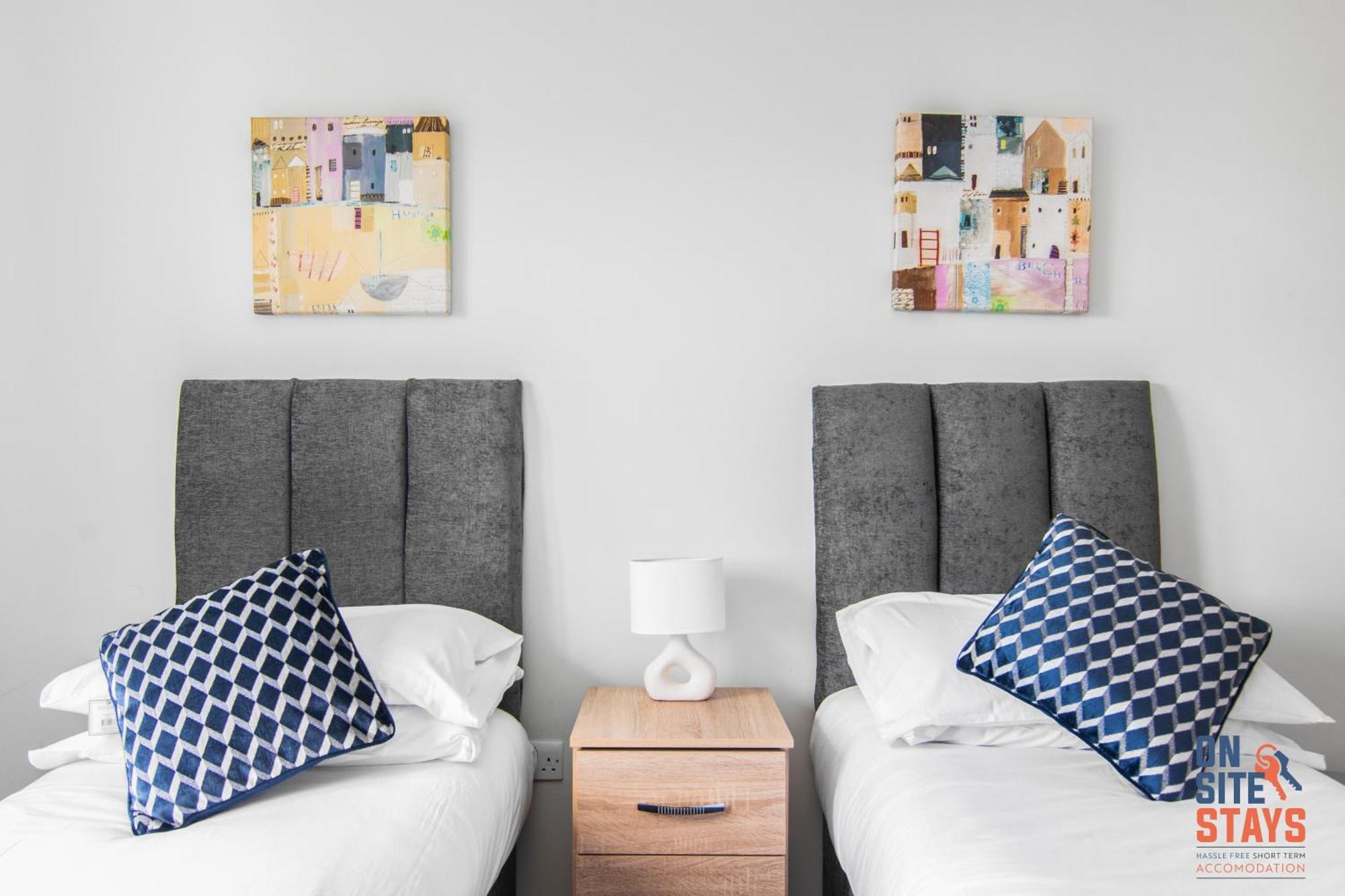 Onsitestays - Cosy 2-Bedroom Apartment With Free Parking, Wi-Fi & London Links Northfleet Esterno foto